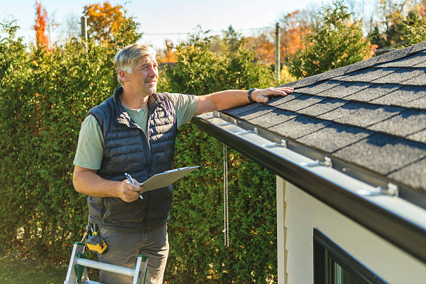Professional Roof Repair technician working in Sully, IA